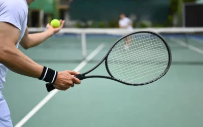 are padel balls smaller than tennis ball